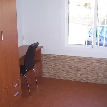 诺姆佛苏姆旅馆 *