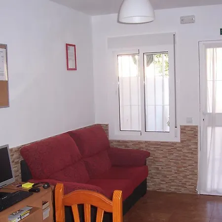 诺姆佛苏姆旅馆 *